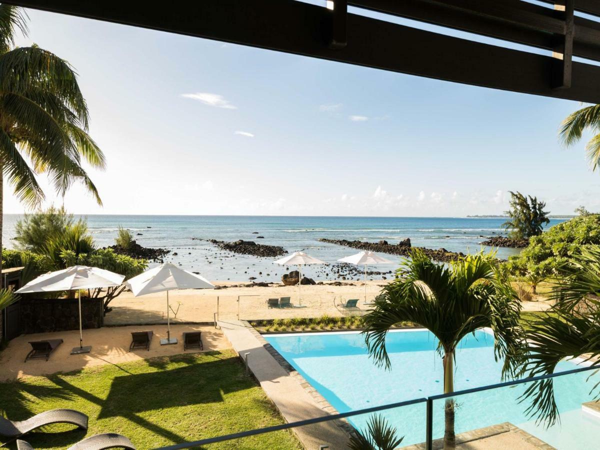 Beachfront & Pool Serviced Apartment With Stunning View - Closest To The Beach Than Most Hotel Triolet Exterior photo